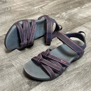 Teva Women's Sandals in Dark Gray and Pink